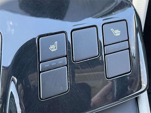 Used 2023 Kia Sportage EX image 39