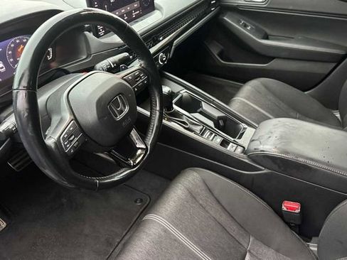 Used 2023 Honda Accord Sport image 4