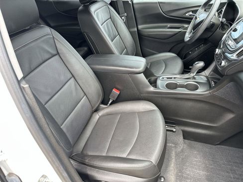 Certified 2019 Chevrolet Equinox Premier image 30