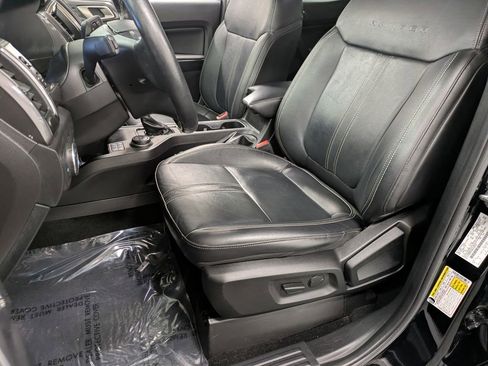 Used 2019 Ford Ranger Lariat w/ Equipment Group 501A Mid image 9