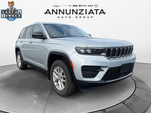 Certified 2025 Jeep Grand Cherokee Laredo X w/ Luxury Tech Group I AWD/4WD image 7