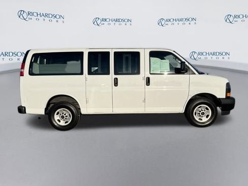 Used 2021 GMC Savana 2500 w/ Driver Convenience Package image 6