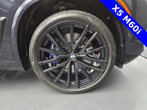 Used 2025 BMW X5 M60i w/ Executive Package image 10