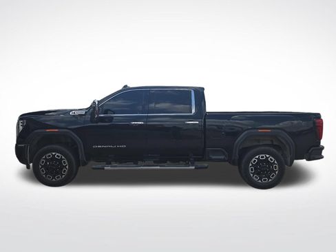 Used 2024 GMC Sierra 2500 Denali w/ Denali Reserve Package AWD/4WD image 9