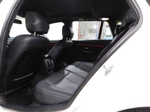 Used 2019 BMW 330i xDrive Wagon AWD/4WD image 69