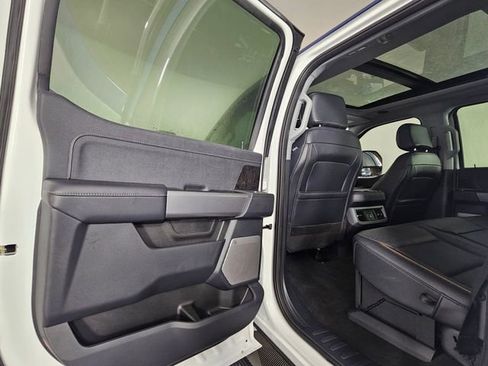 New 2025 Ford F350 Lariat w/ Lariat Ultimate Package image 18