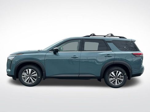 New 2026 Nissan Pathfinder SL AWD/4WD image 2