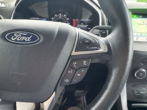 Used 2018 Ford Edge SEL w/ Equipment Group 201A AWD/4WD image 26