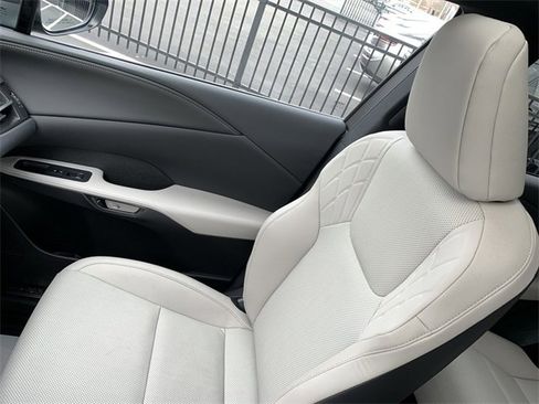 Used 2024 Lexus RX 350h image 31