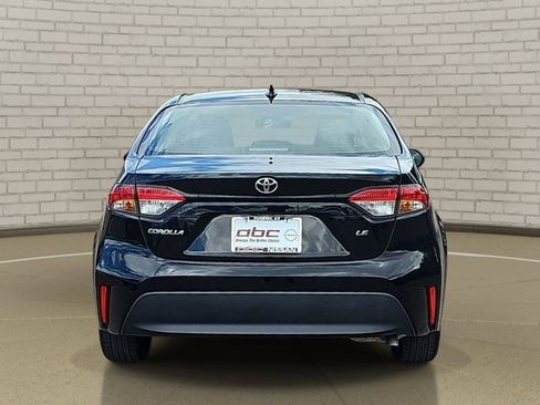 Used 2025 Toyota Corolla LE FWD image 6