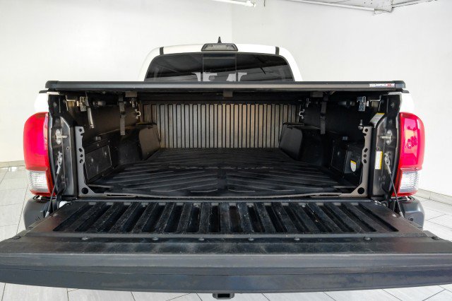 Used 2018 Toyota Tacoma TRD Off-Road w/ Technology Package AWD/4WD image 61