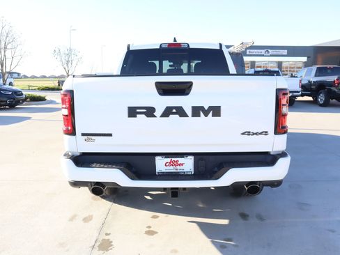 New 2026 RAM 1500 4x4 Crew Cab image 22