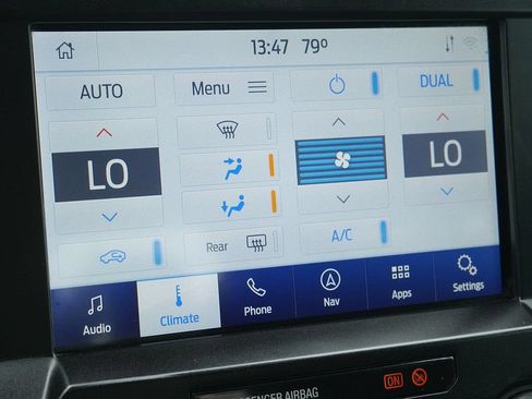 Used 2021 Ford F250 Lariat w/ Lariat Ultimate Package AWD/4WD image 47