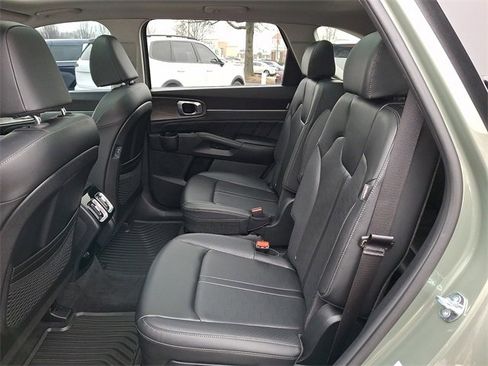 Certified 2025 Kia Sorento SX image 11