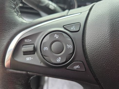 Used 2021 Buick Enclave Premium w/ Surround and Sites Package AWD/4WD image 19