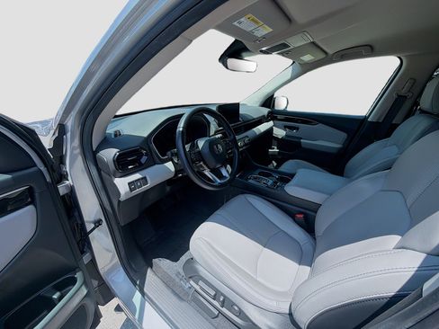 Used 2025 Honda Pilot EX-L image 7