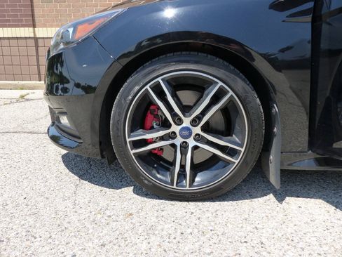 Used 2018 Ford Focus ST FWD image 20