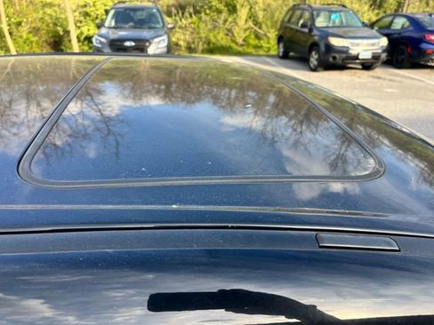 Certified 2022 Subaru Legacy Limited image 9