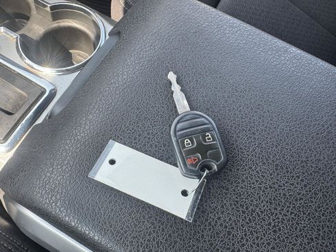 Used 2014 Ford F150 FX4 w/ Equipment Group 401A Mid AWD/4WD image 33