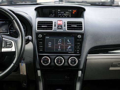 Used 2017 Subaru Forester 2.5i Limited image 31