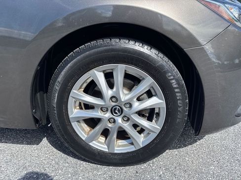 Used 2016 MAZDA MAZDA3 i Touring FWD image 28