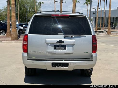 Used 2012 Chevrolet Suburban LT AWD/4WD image 5