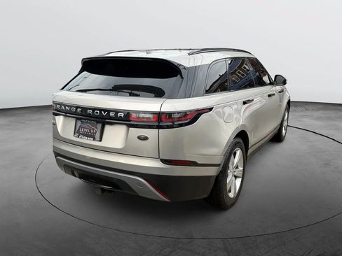 Used 2019 Land Rover Range Rover Velar S AWD/4WD image 4