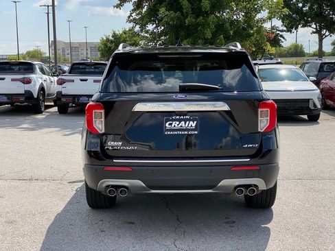 Used 2023 Ford Explorer Platinum w/ Technology Package AWD/4WD image 6