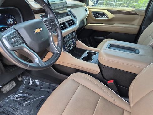 Used 2023 Chevrolet Tahoe Premier AWD/4WD image 9