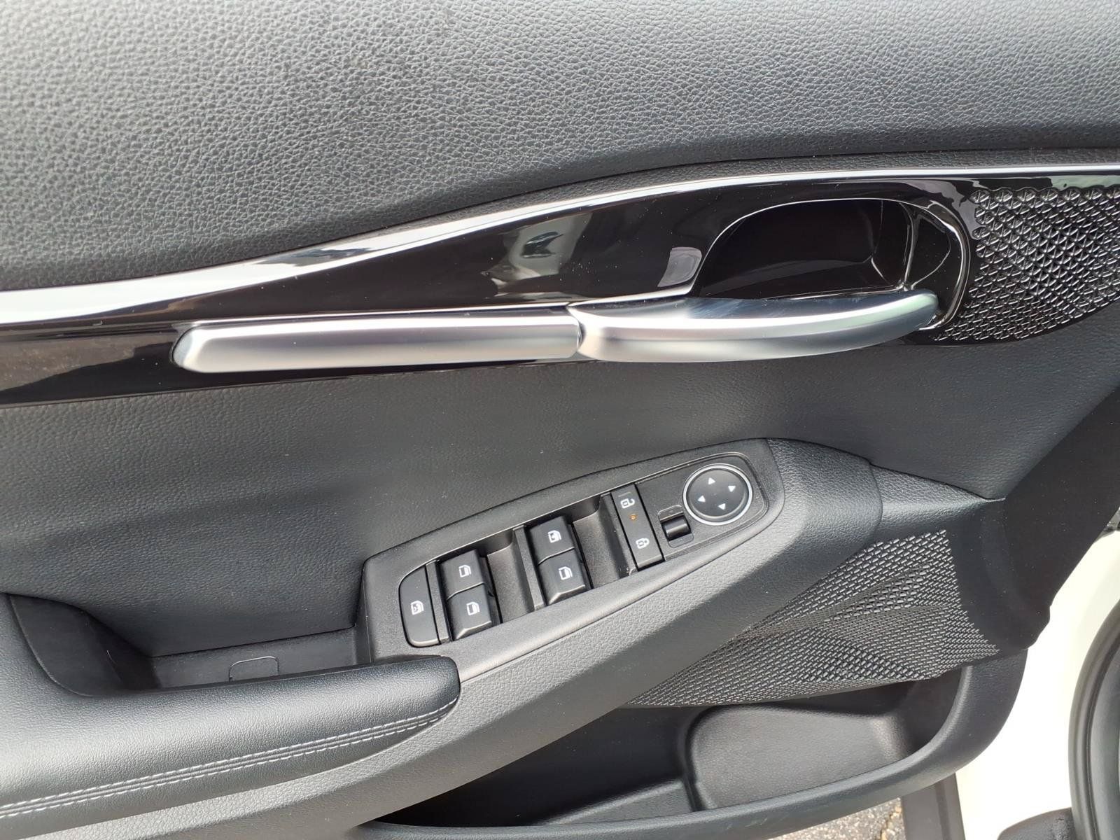 Used 2024 Kia Seltos S AWD/4WD image 13