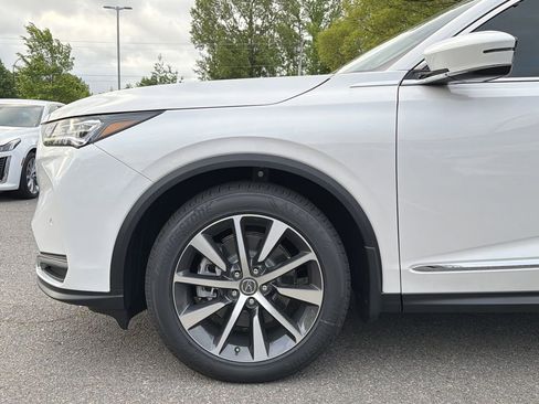 New 2026 Acura MDX w/ Technology Package FWD image 9
