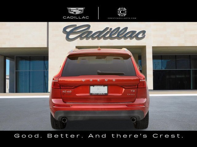 Used 2019 Volvo XC60 T5 Momentum w/ Premium Package FWD image 4