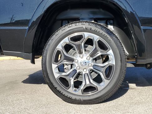 Used 2021 RAM 1500 Limited image 6