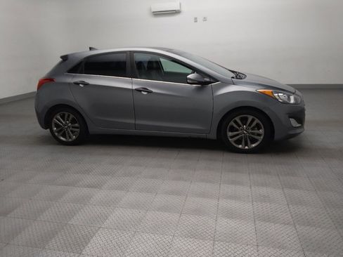 Used 2016 Hyundai Elantra GT w/ Option Group 03 image 11