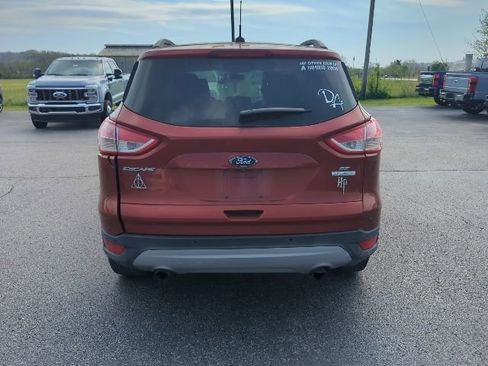 Used 2016 Ford Escape SE w/ Equipment Group 201A image 8