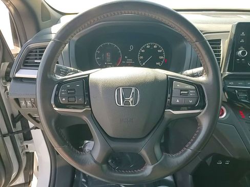 Used 2025 Honda Odyssey Sport-L image 17