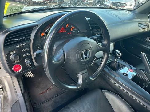 Used 2005 Honda S2000 image 25