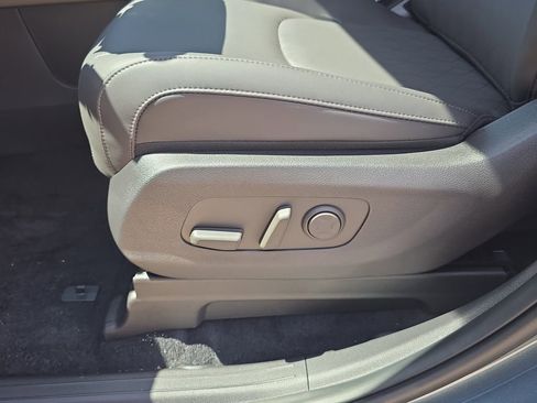 New 2026 Kia Carnival SX FWD image 21