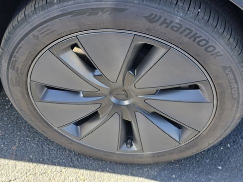Used 2025 Tesla Model 3 RWD image 21