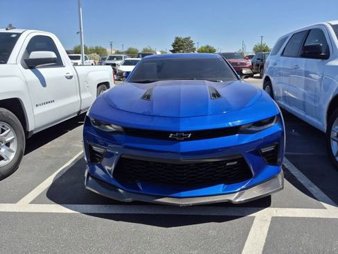 Used 2016 Chevrolet Camaro SS RWD image 2