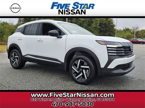 New 2026 Nissan Kicks SV image 1