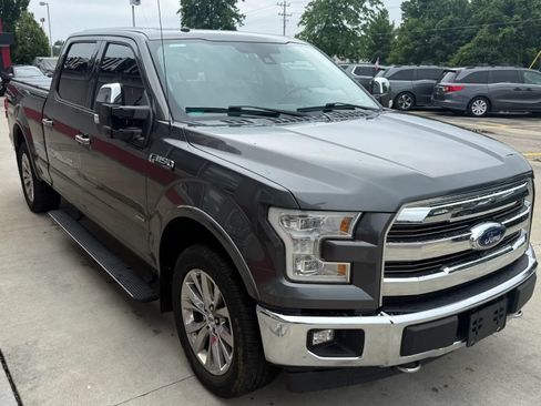 Used 2017 Ford F150 Lariat w/ Equipment Group 502A Luxury AWD/4WD image 2