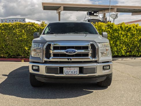 Used 2015 Ford F150 XLT RWD image 2