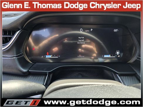 Certified 2025 Jeep Grand Cherokee Altitude AWD/4WD image 15