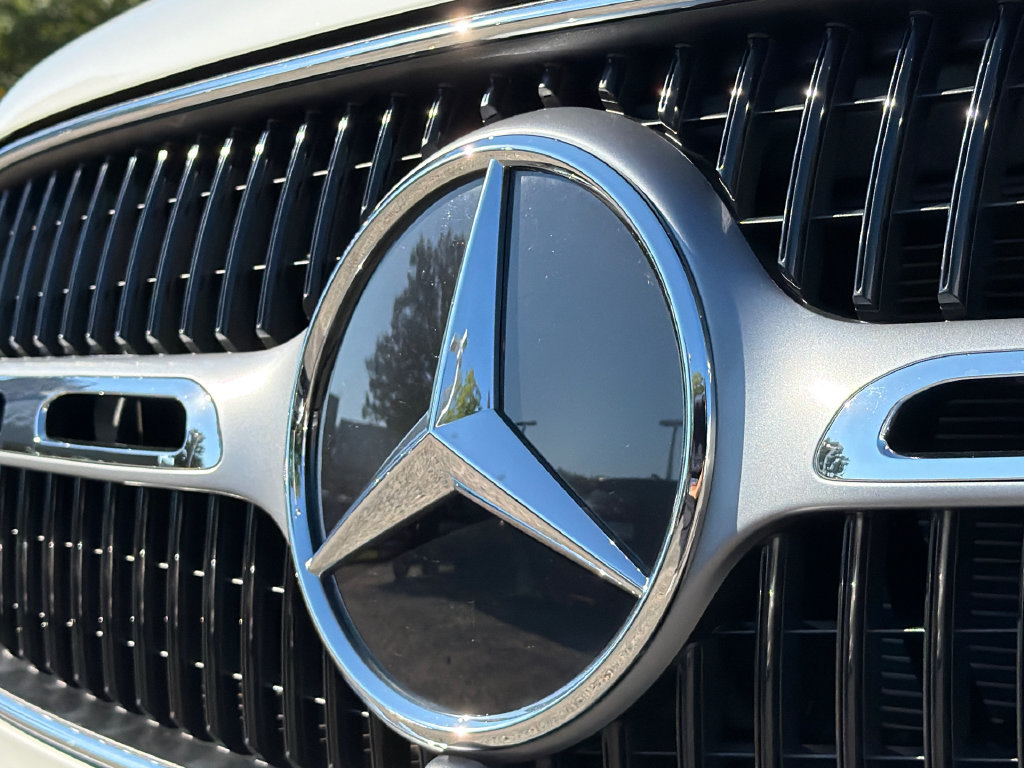 Used 2024 Mercedes-Benz GLC 300 4MATIC image 14