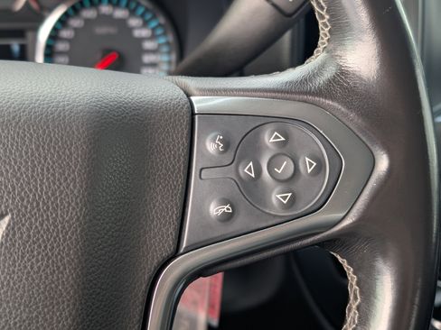 Used 2018 Chevrolet Silverado 1500 LT w/ All Star Edition image 17