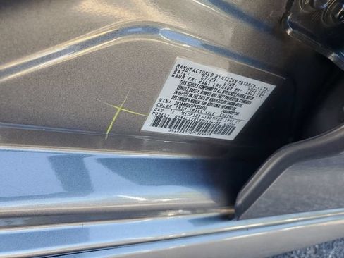 Used 2023 Nissan Sentra SR w/ SR Premium Package FWD image 25