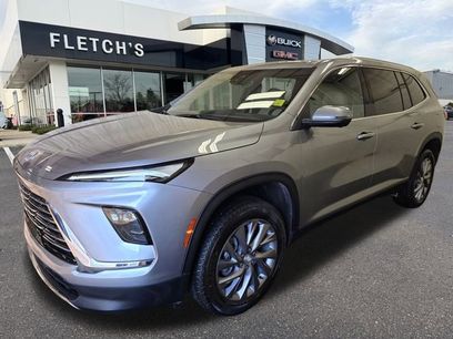 New 2025 Buick Enclave Preferred w/ Power Package