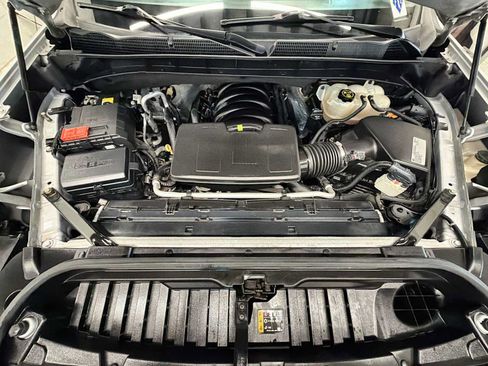 Used 2019 GMC Sierra 1500 Elevation w/ Elevation Value Package AWD/4WD image 17