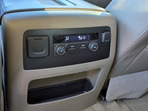 Used 2016 Chevrolet Tahoe LT image 19